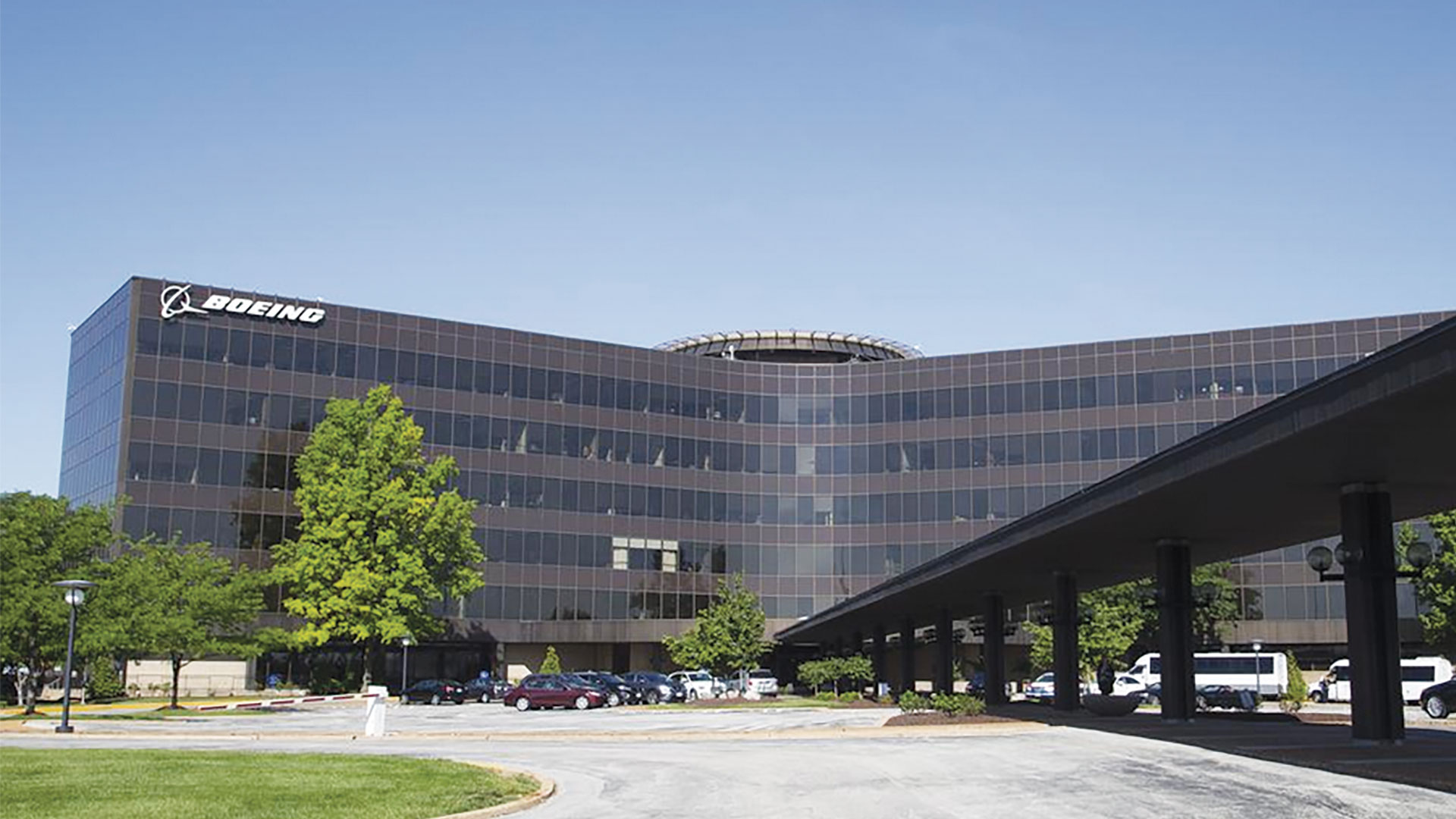 Exterior of the Boeing St. Louis building.